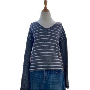 𝅺2/$15 Aero Longsleeve